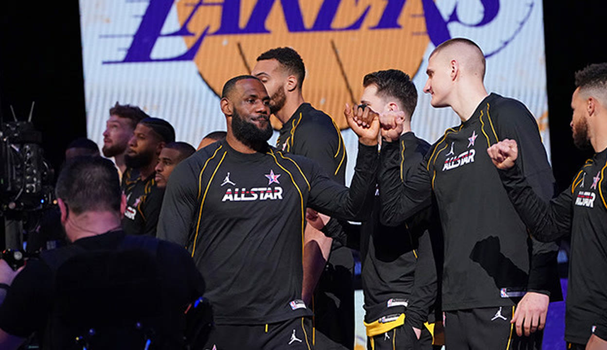 星光熠熠!篮球明星赛本周末开打 星光熠熠!篮球明星赛本周末开打