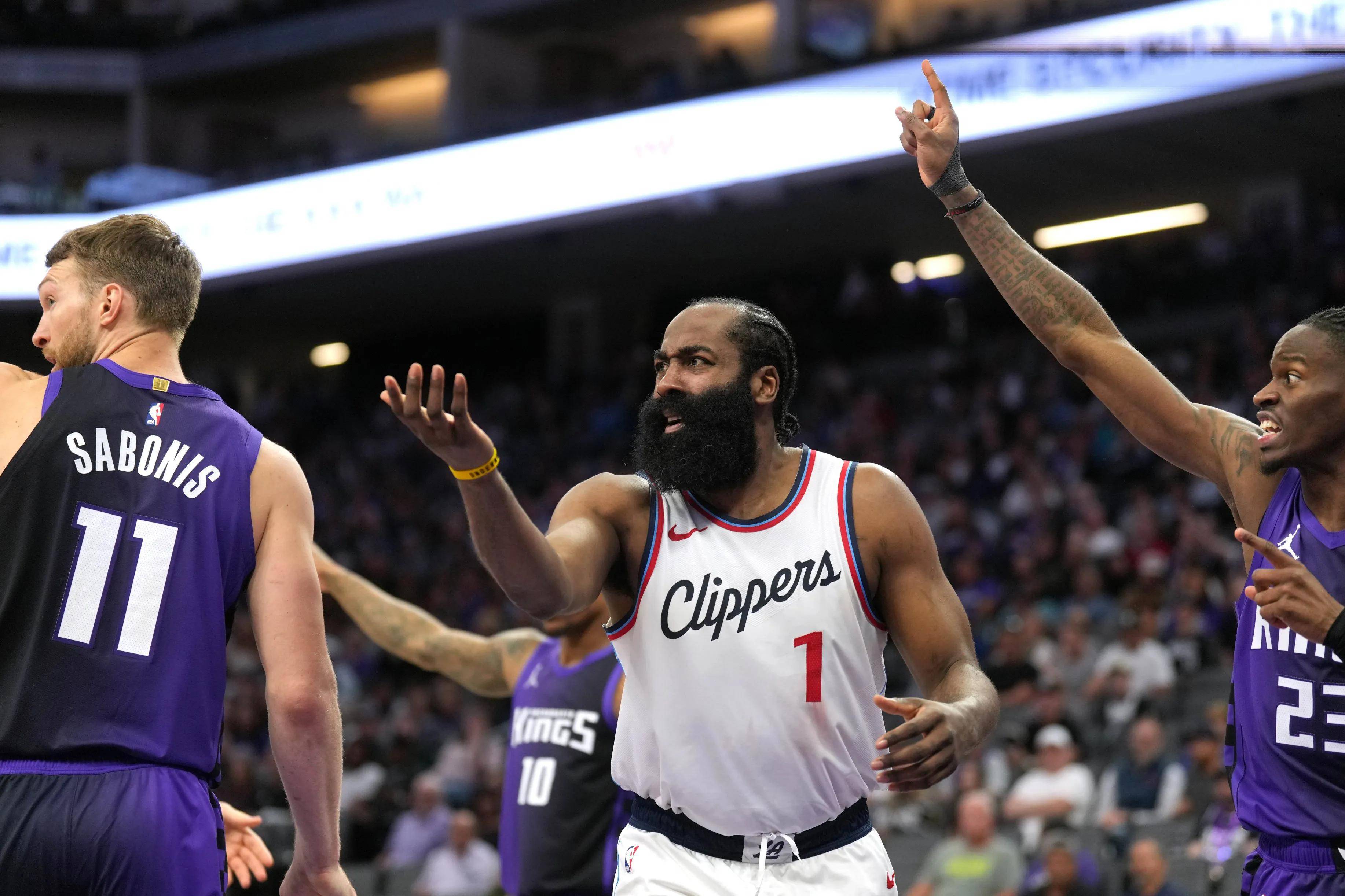 爱游戏app-包含面对快船队国王队主教练称过于依赖外线的词条