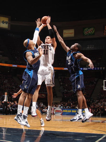 小牛在客场击败篮网取得胜利