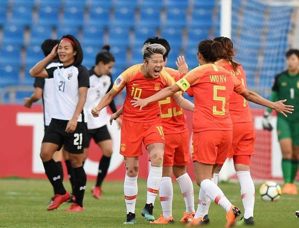 挑战极限：女足比赛中挑战自我的简单介绍