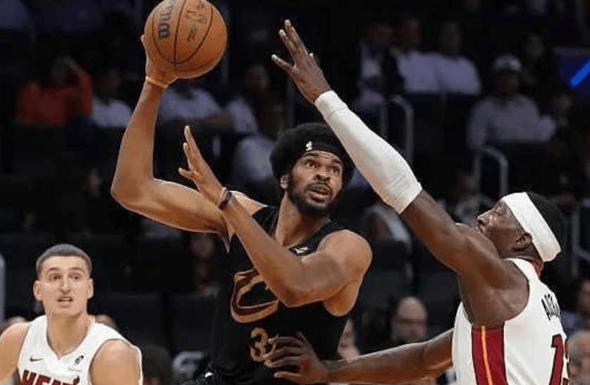 开拓者外线火力全开击败骑士，狂胜保持连胜