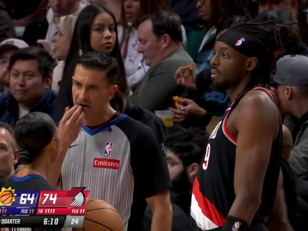 开拓者外线火力全开击败骑士，狂胜保持连胜