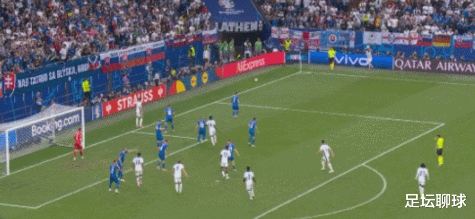 爱游戏官方入口-湖南队成功逆转，战胜对手晋级淘汰赛