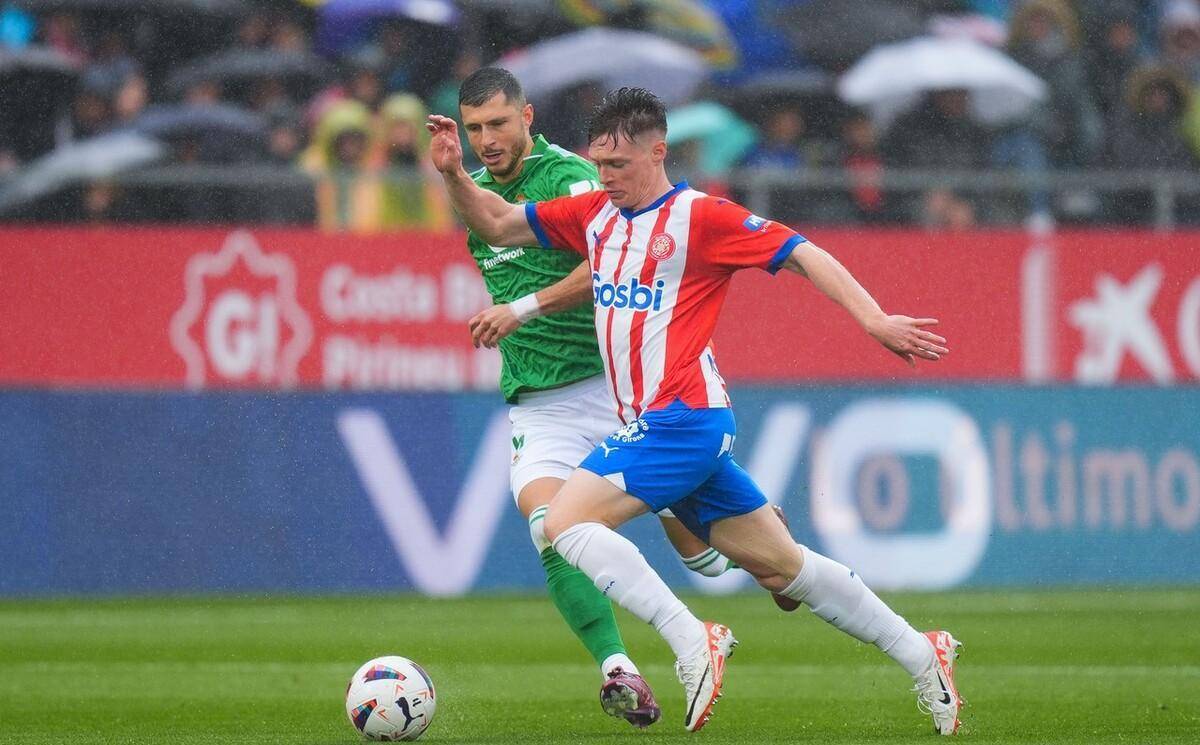 贝西克塔斯力压对手，实现联赛连胜