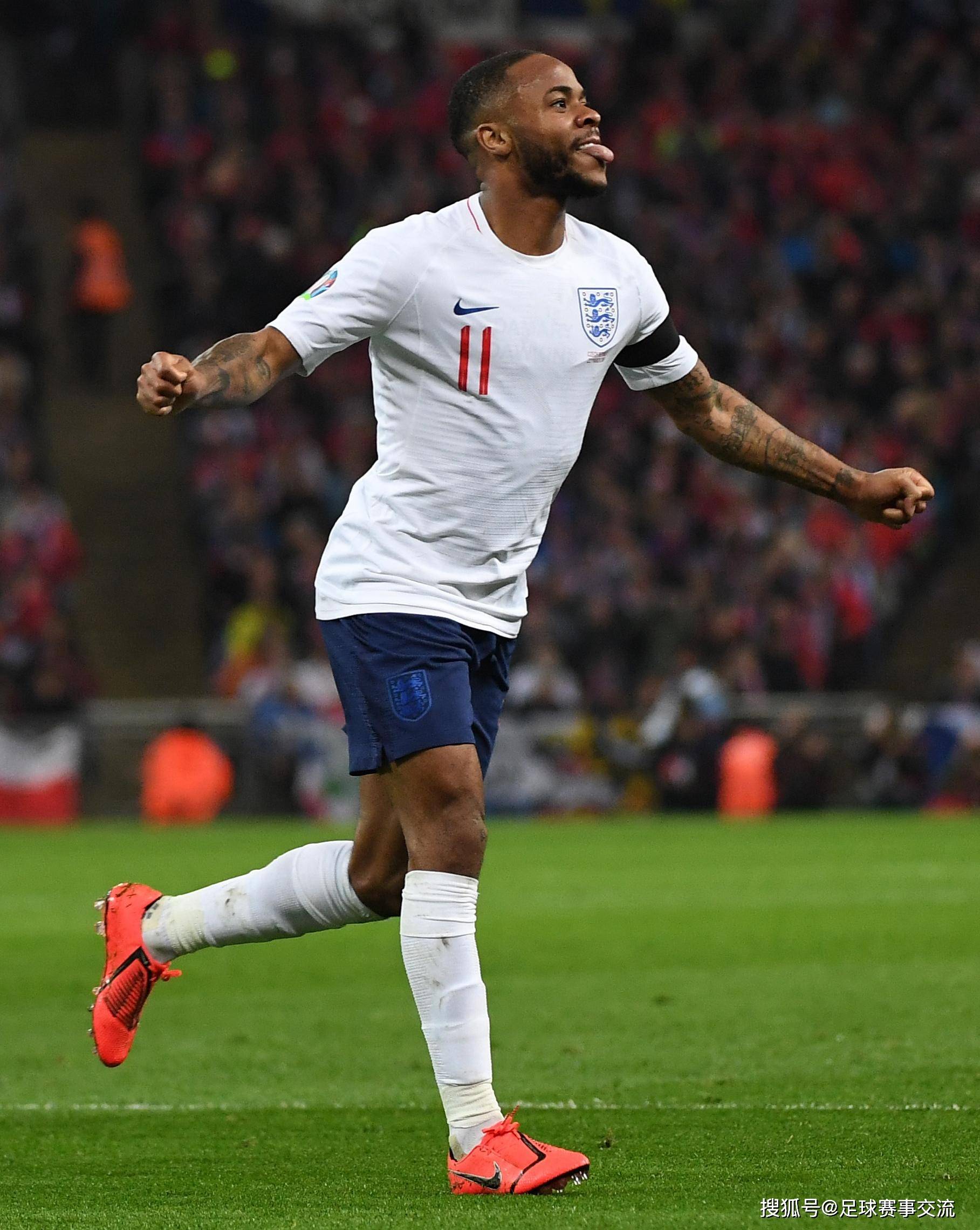 爱游戏在线登录-足球球队以出色表现在赛场上脱颖而出