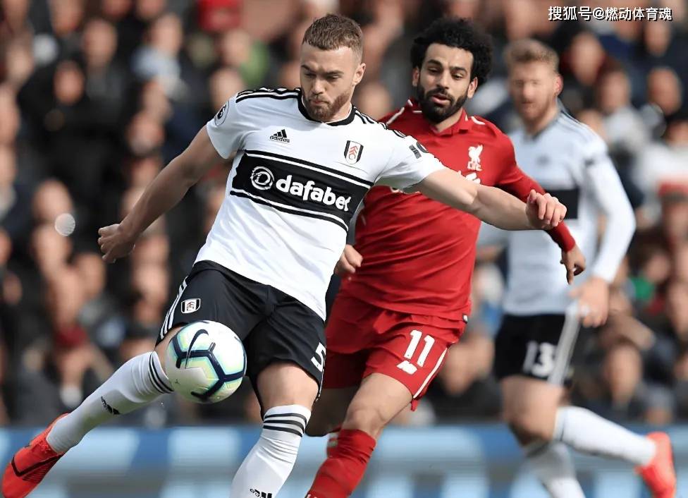 爱游戏亚洲官网-巴黎豪取连胜，-小胜阿贾克斯进决赛的简单介绍