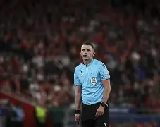 包含利物浦对阵诺里奇，英超战火重燃欢呼声不断的词条