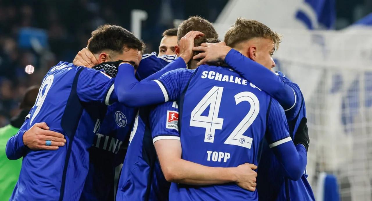 沙尔克希望主场击败汉堡,争取进步的简单介绍 沙尔克希望主场击败汉堡,争取进步的简单介绍