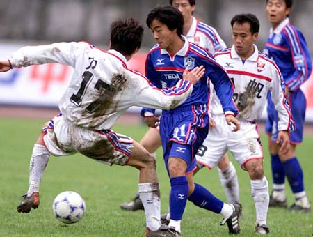 爱游戏在线-卢森堡队坚守阵地，逼平对手