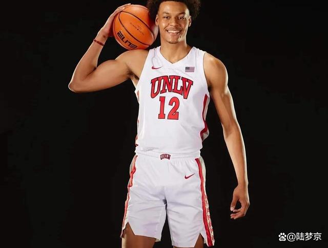 亚洲球员跻身NBA联赛，得到球队信任取得重要胜利