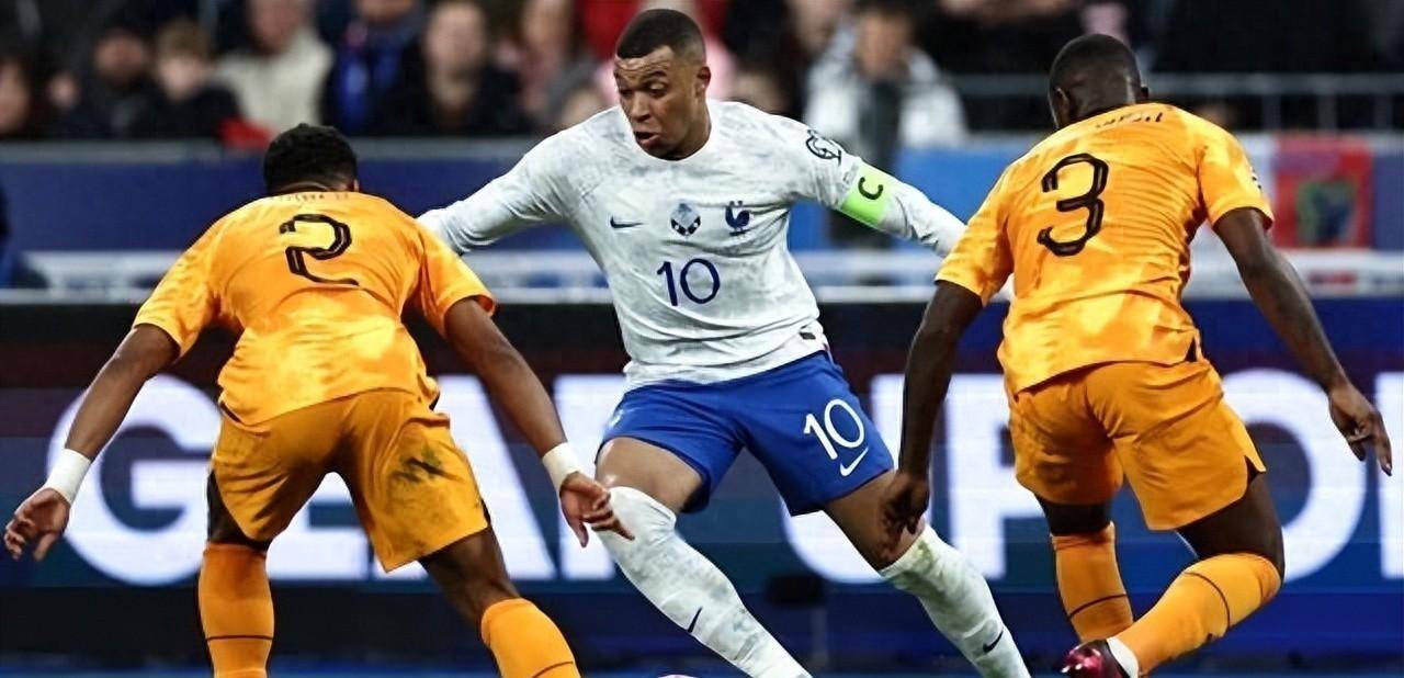 技高一筹：英格兰队在对抗中国队时反击成功的简单介绍