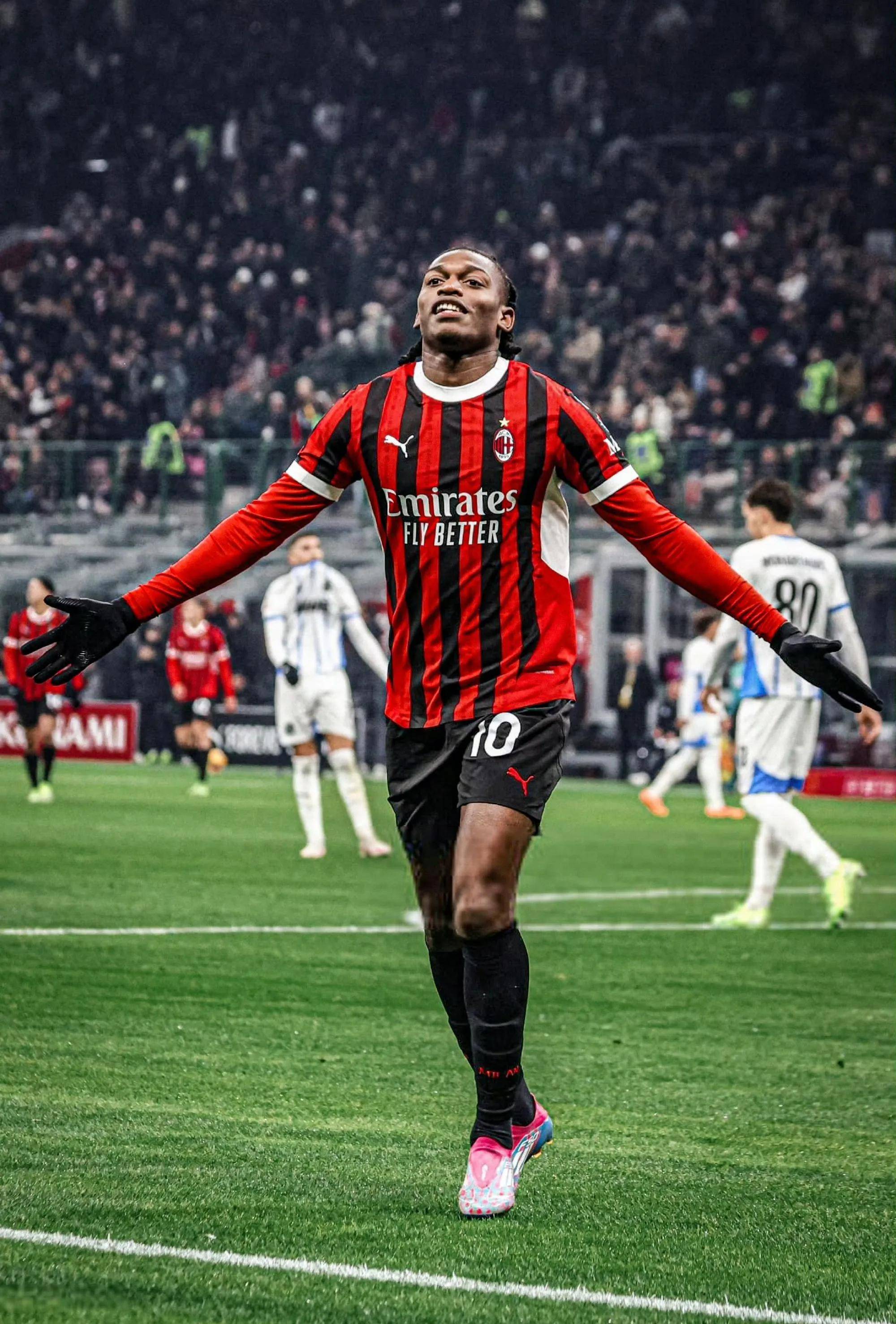 爱游戏登录入口-关于AC米兰客场-战平国际米兰，双方互交白卷战局僵持的信息