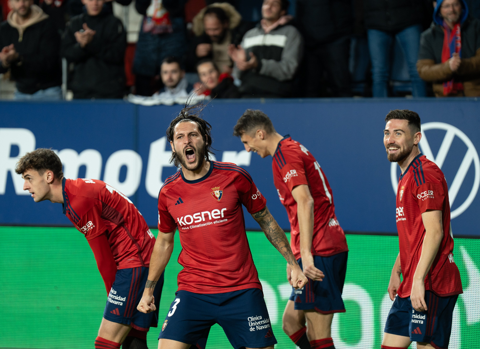 包含伊巴与奥萨苏纳对阵，双方不甘示弱的词条