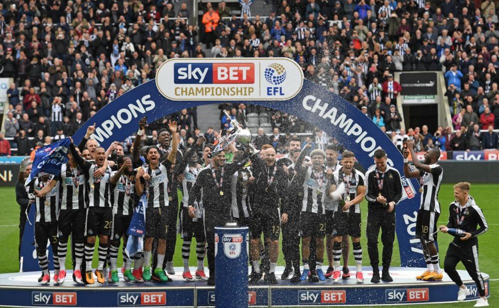 雷丁主场大捷，逆转维冈晋级英冠的简单介绍