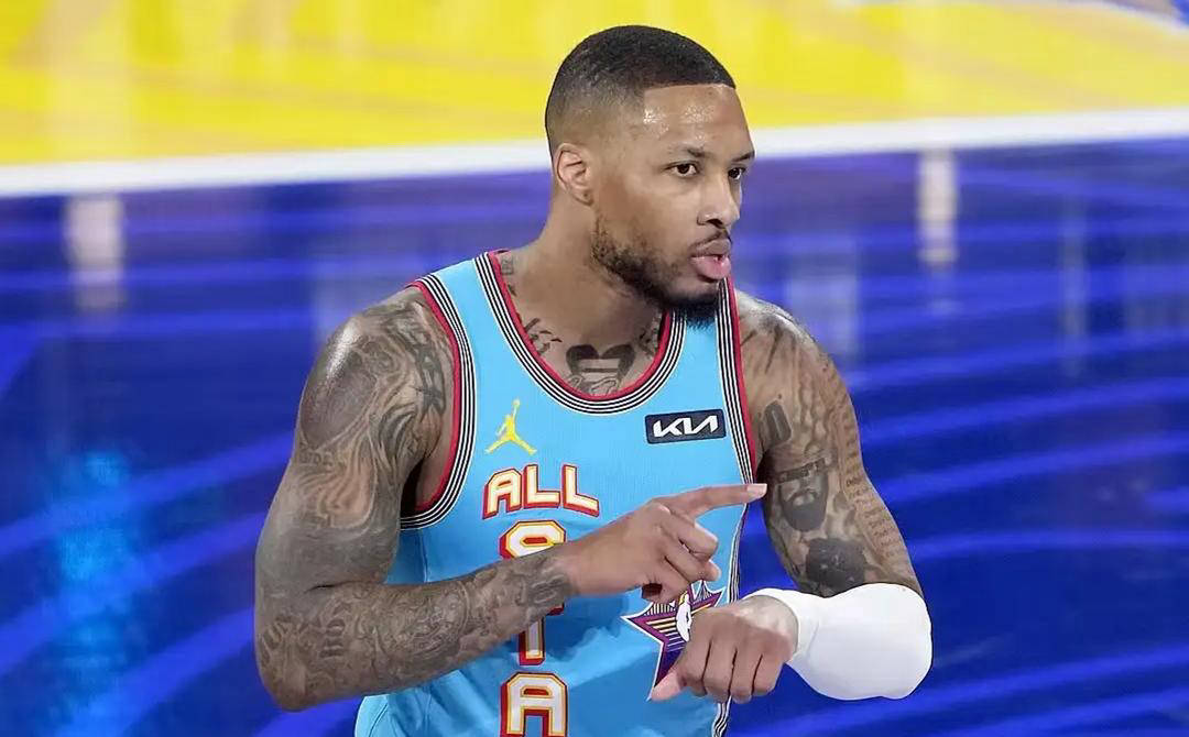 爱游戏官网-雄鹿队球员因个人原因无限期缺席训练的简单介绍