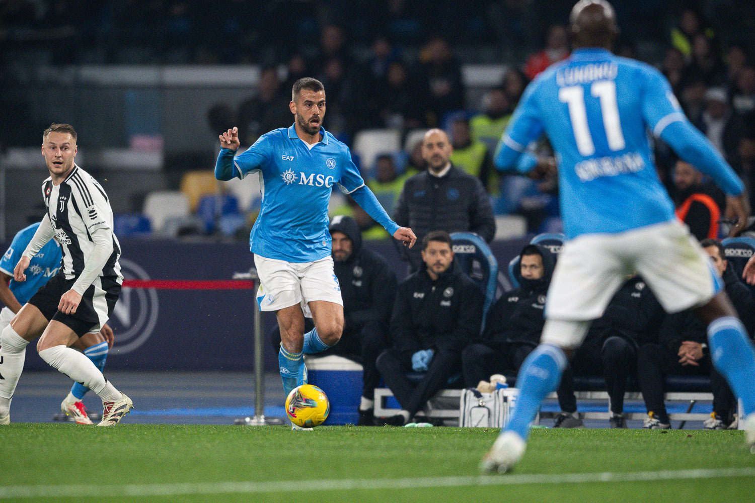 那不勒斯客场平局，维持不败纪录的简单介绍