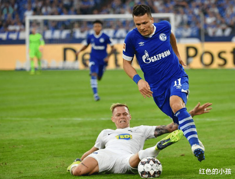 爱游戏网页版-沙尔克主场惨败，球迷纷纷表达失望情绪