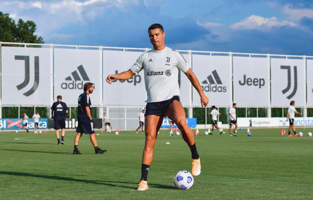 那不勒斯攻防兼顾,稳居欧战资格区 那不勒斯攻防兼顾,稳居欧战资格区