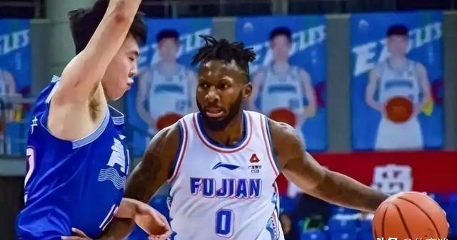 爱游戏入口-外援受伤，北京队面临困境，战绩下滑走势堪忧的简单介绍