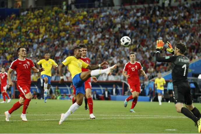 包含塞尔维亚队险胜卢森堡，欧预赛激战连连的词条