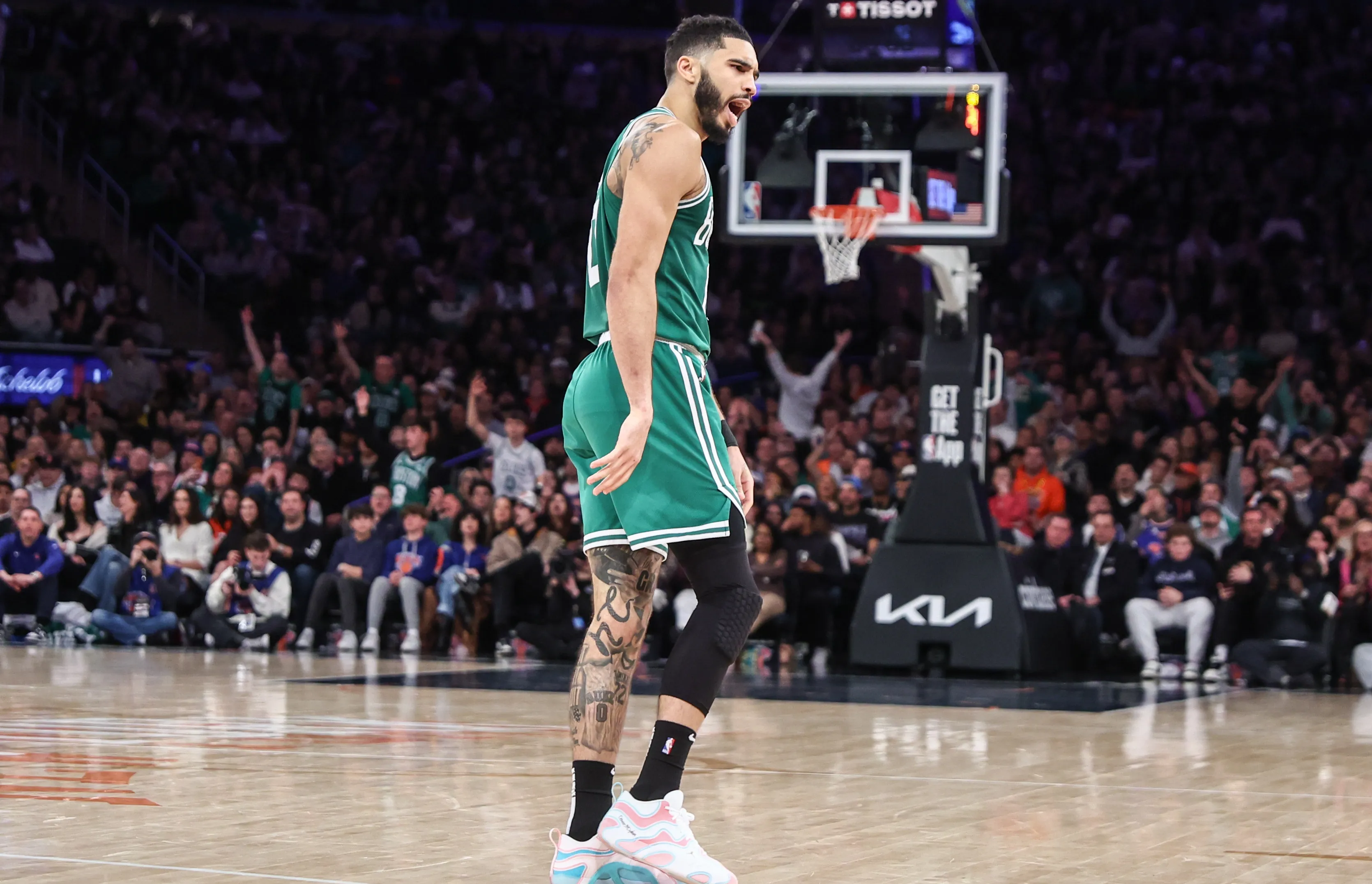 凯尔特人战胜掘金,取得四连胜 凯尔特人战胜掘金,取得四连胜