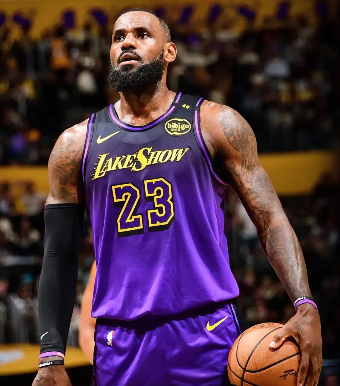 快船大胜湖人，势不可挡的简单介绍