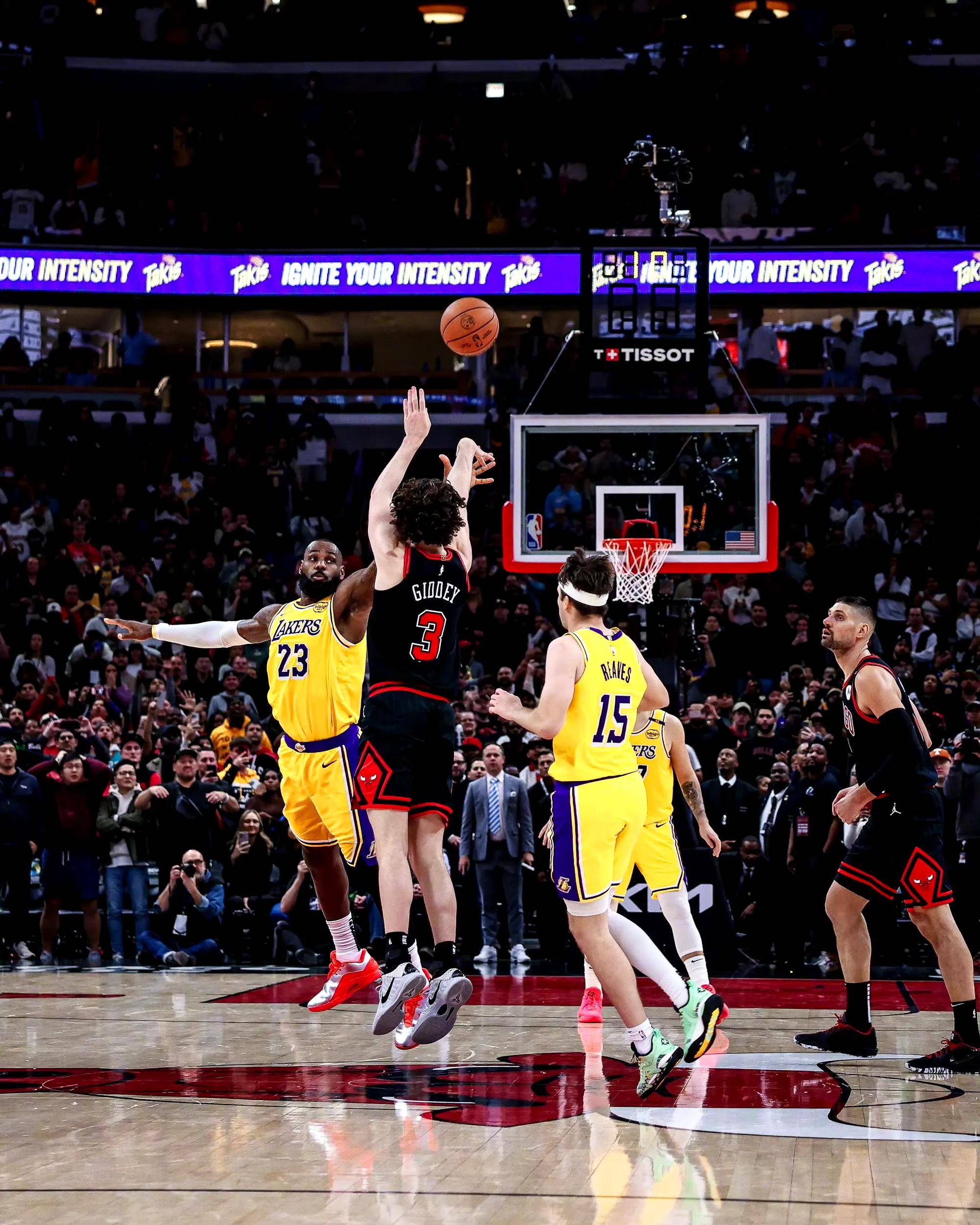 爱游戏app下载-篮网惨败公牛遭遇连败