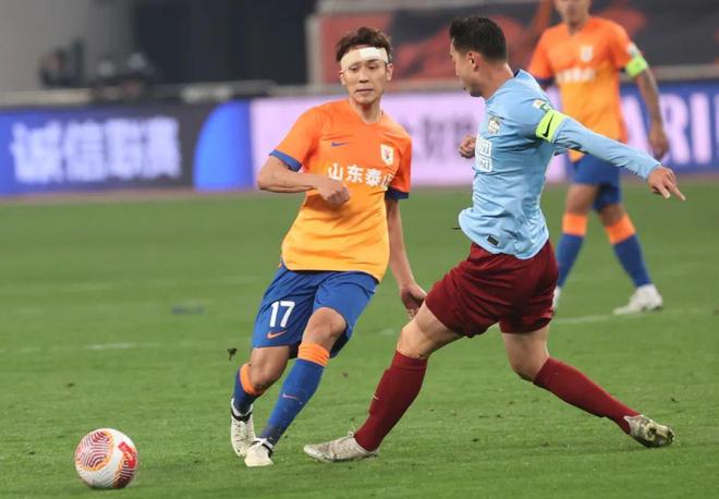 爱游戏体育官网-包含山东鲁能客场胜局：击败天海，完成连胜大秀的词条