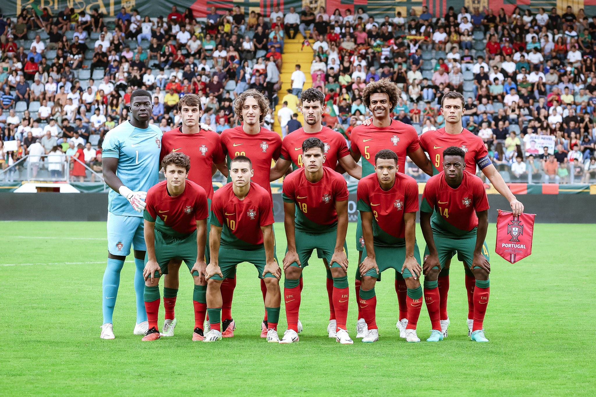 葡萄牙队剑指欧锦赛，战胜荷兰